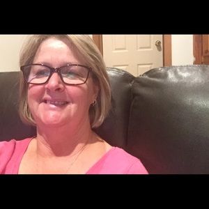 Meet your Posher, Vickie